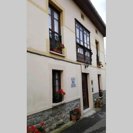 Casa Del Cuetu. Traditional In Asturias Tatil Evi *