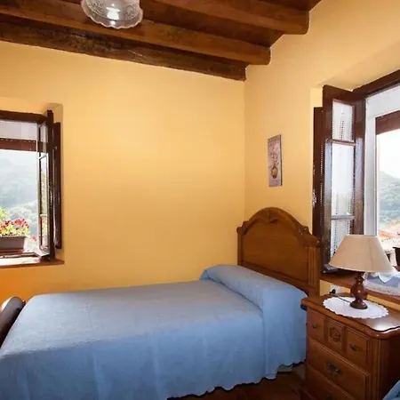 Casa Del Cuetu. Traditional In Asturias Tatil Evi *