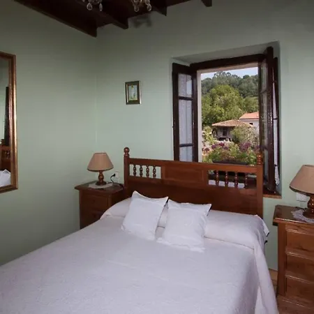 Holiday home Casa Del Cuetu. Traditional In Asturias Mere