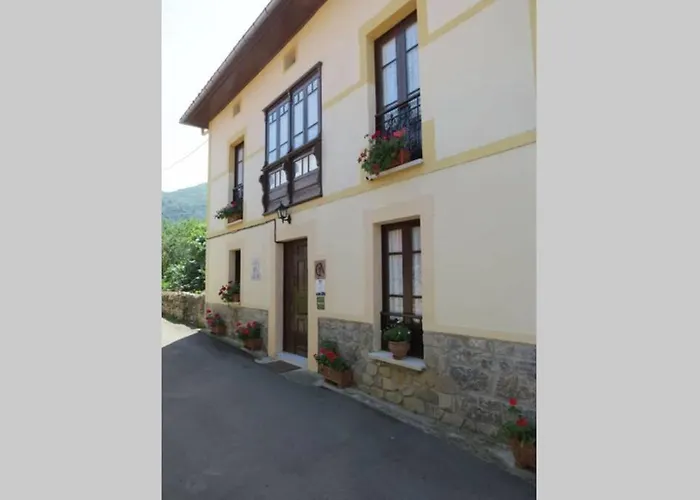 Casa Del Cuetu. Traditional In Asturias *