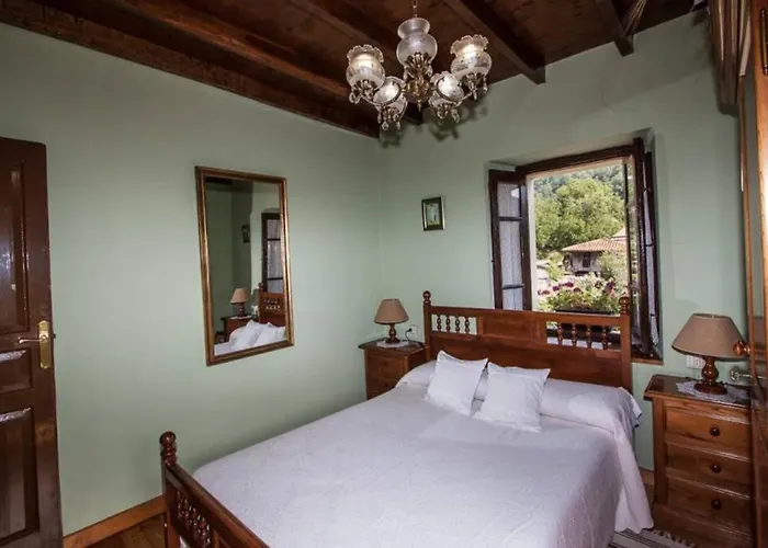 Nyaraló Casa Del Cuetu. Traditional In Asturias
