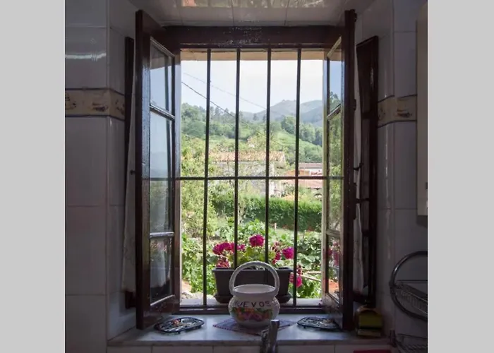 Casa Del Cuetu. Traditional In Asturias Nyaraló *
