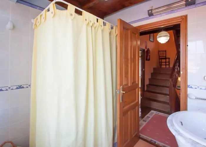 Casa Del Cuetu. Traditional In Asturias *